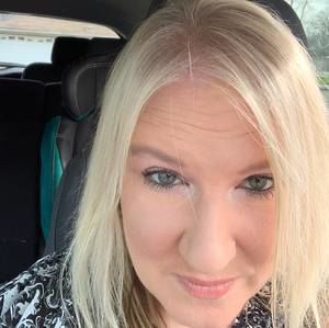 Meet your Posher, Stacie